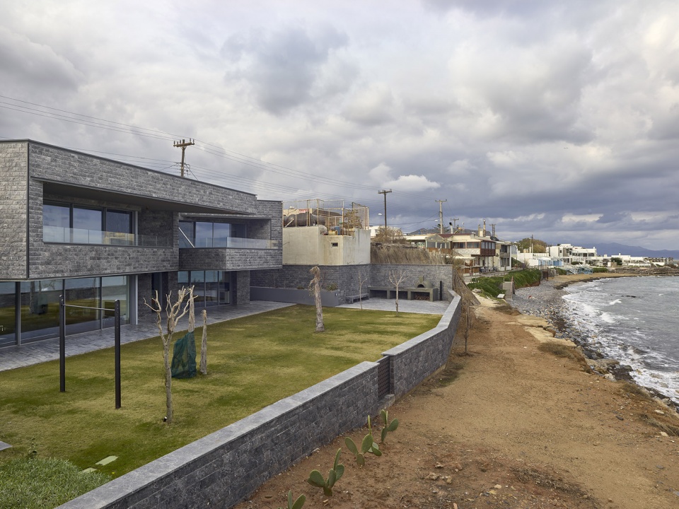 seafront house in crete greece davide macullo architects