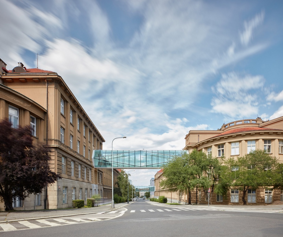 Connecting Footbridges UCT Prague ov a