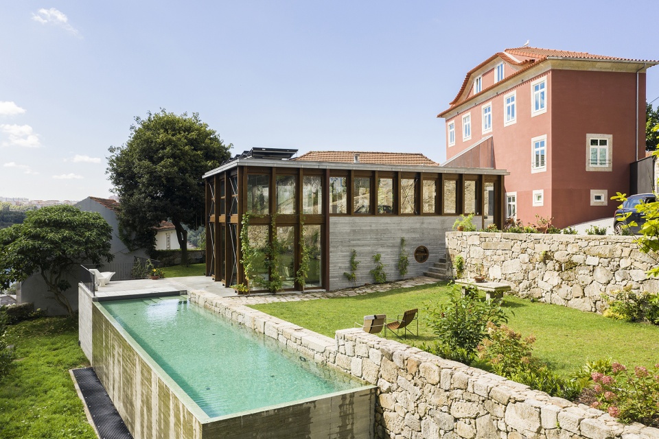 golgota by floret architecture