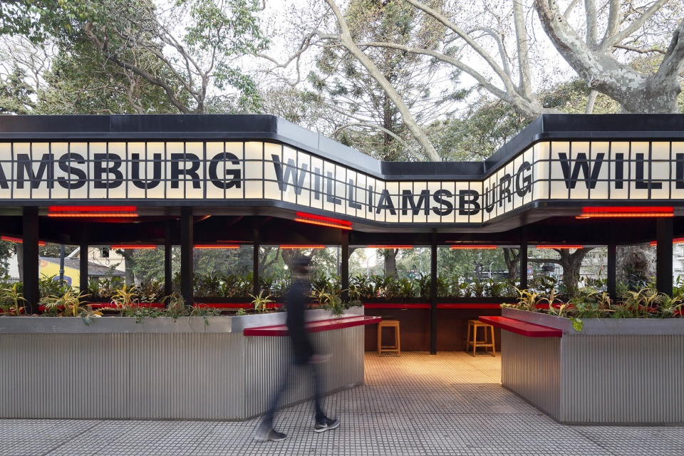 outside restaurant in buenos aires by hitzig militello architectsoutside restaurant in buenos aires by hitzig militello architects