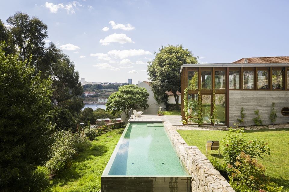 golgota by floret architecture