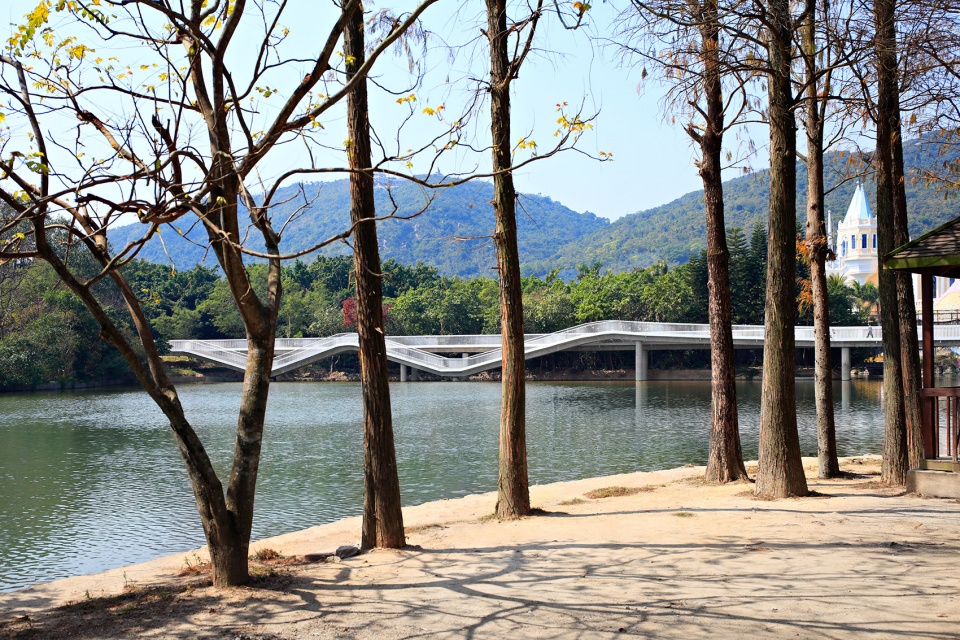 split bridge china by jane z studio