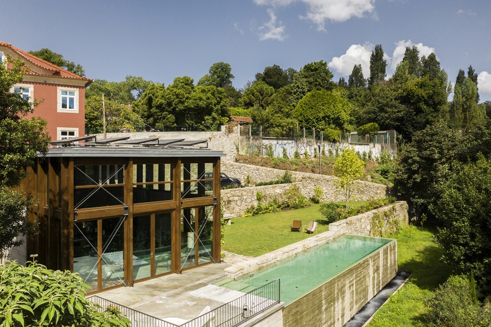 golgota by floret architecture