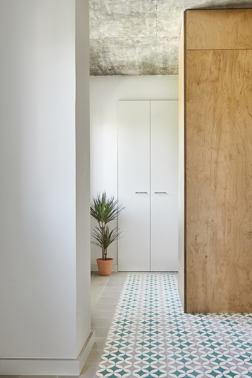 m04 apartment renovation by minimo