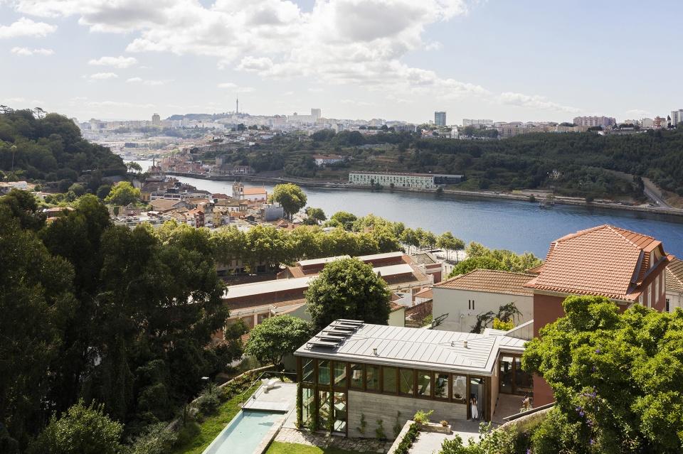 golgota by floret architecture