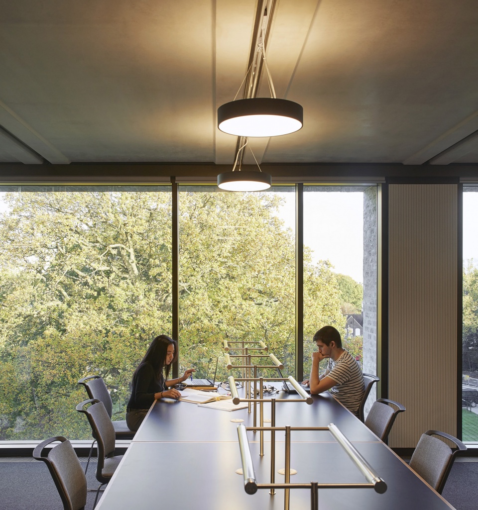 university of roehampton library by feilden clegg bradley studios