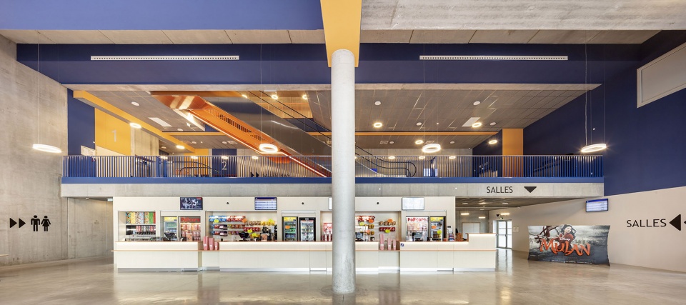 multiplex etoile cinemas by olivier palatre architectes