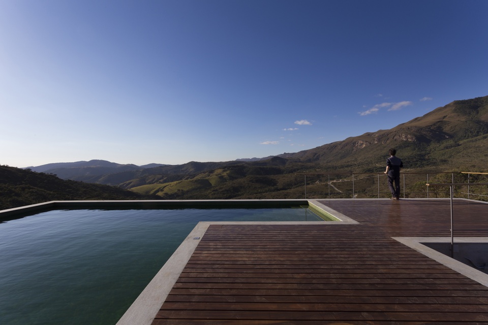 cerrado house by vazio sa