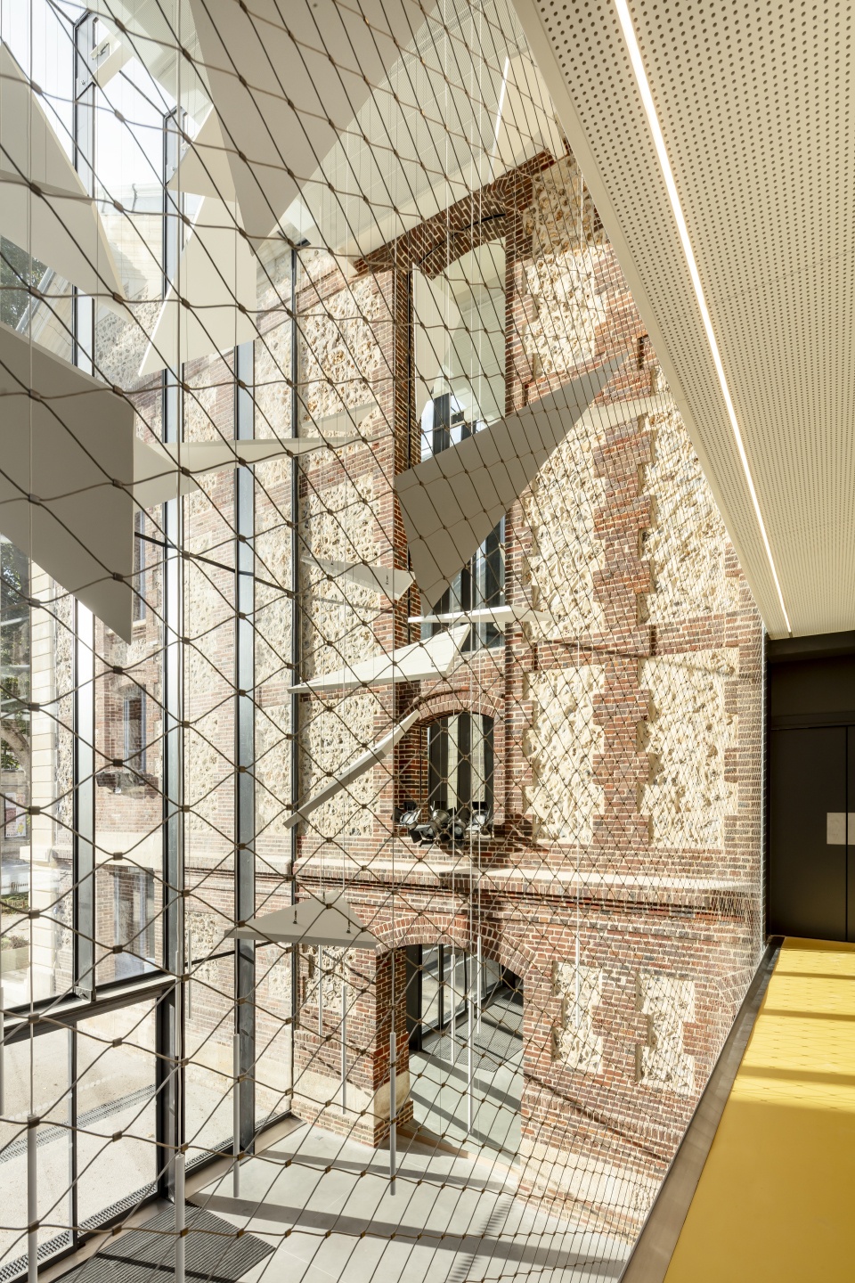 renovation of theater legendre by opus 5 architects
