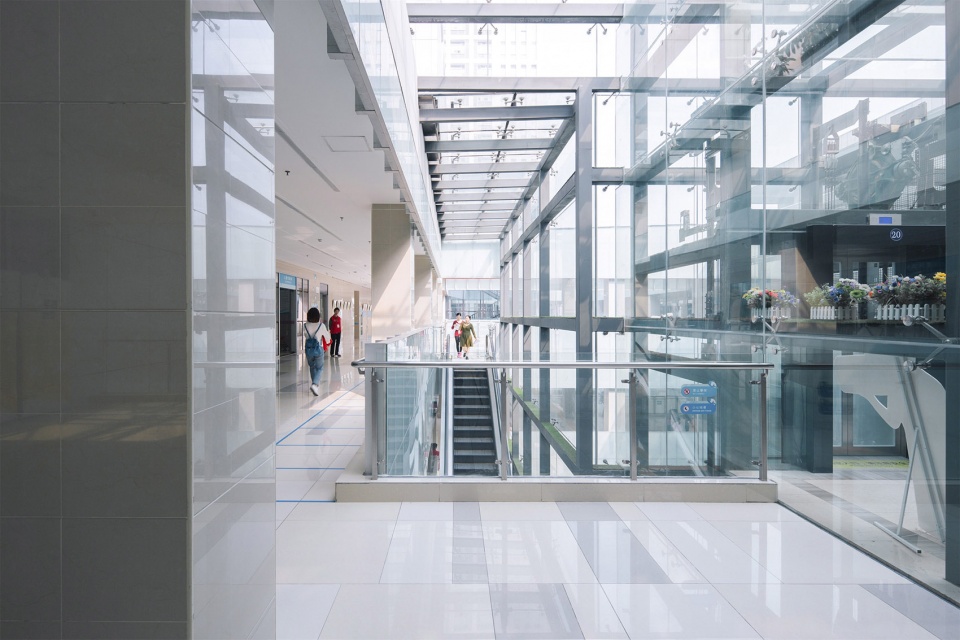 Shenzhen Bao an Maternal and Child Health Hospital SHENZHEN CAPOL INTERNATIONAL ASSOCIATESCO LTD