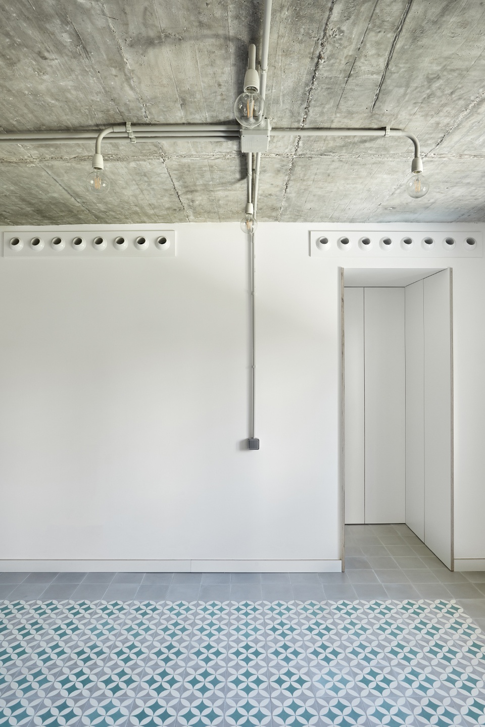 m04 apartment renovation by minimo