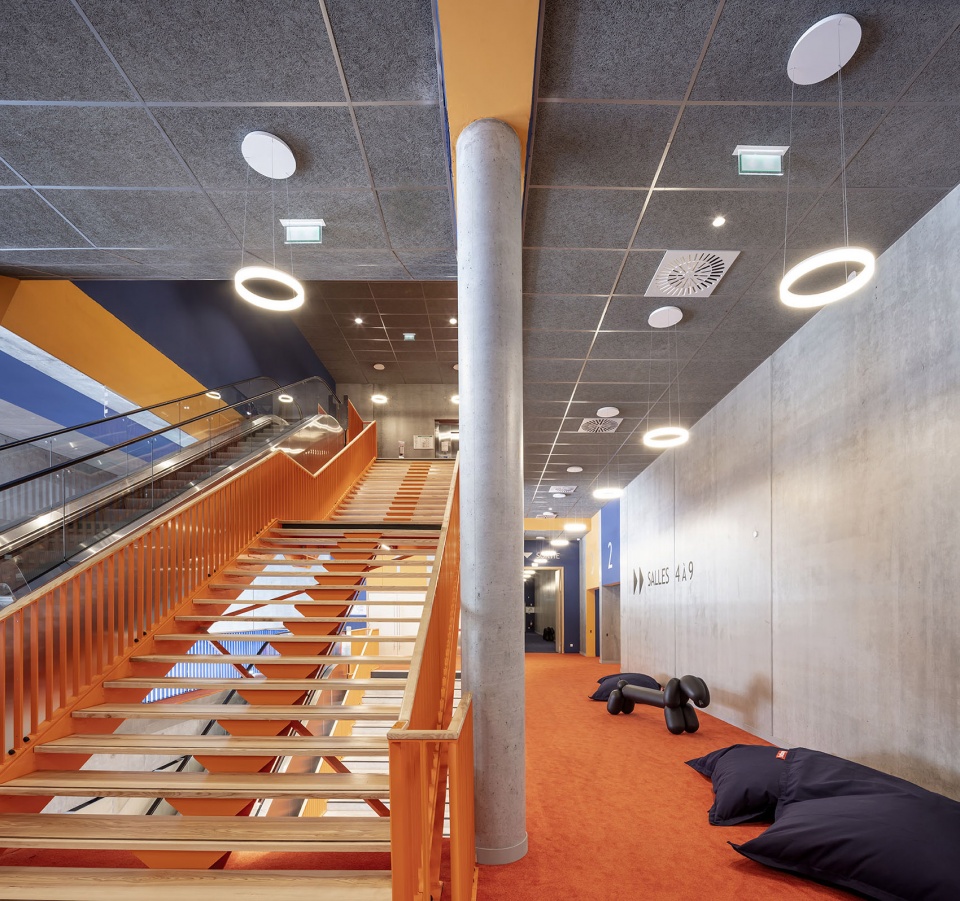 multiplex etoile cinemas by olivier palatre architectes