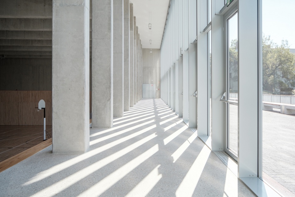 saint gellert hall by epitesz studio