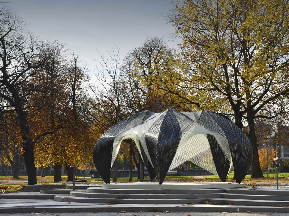 Biomimetic Architecture