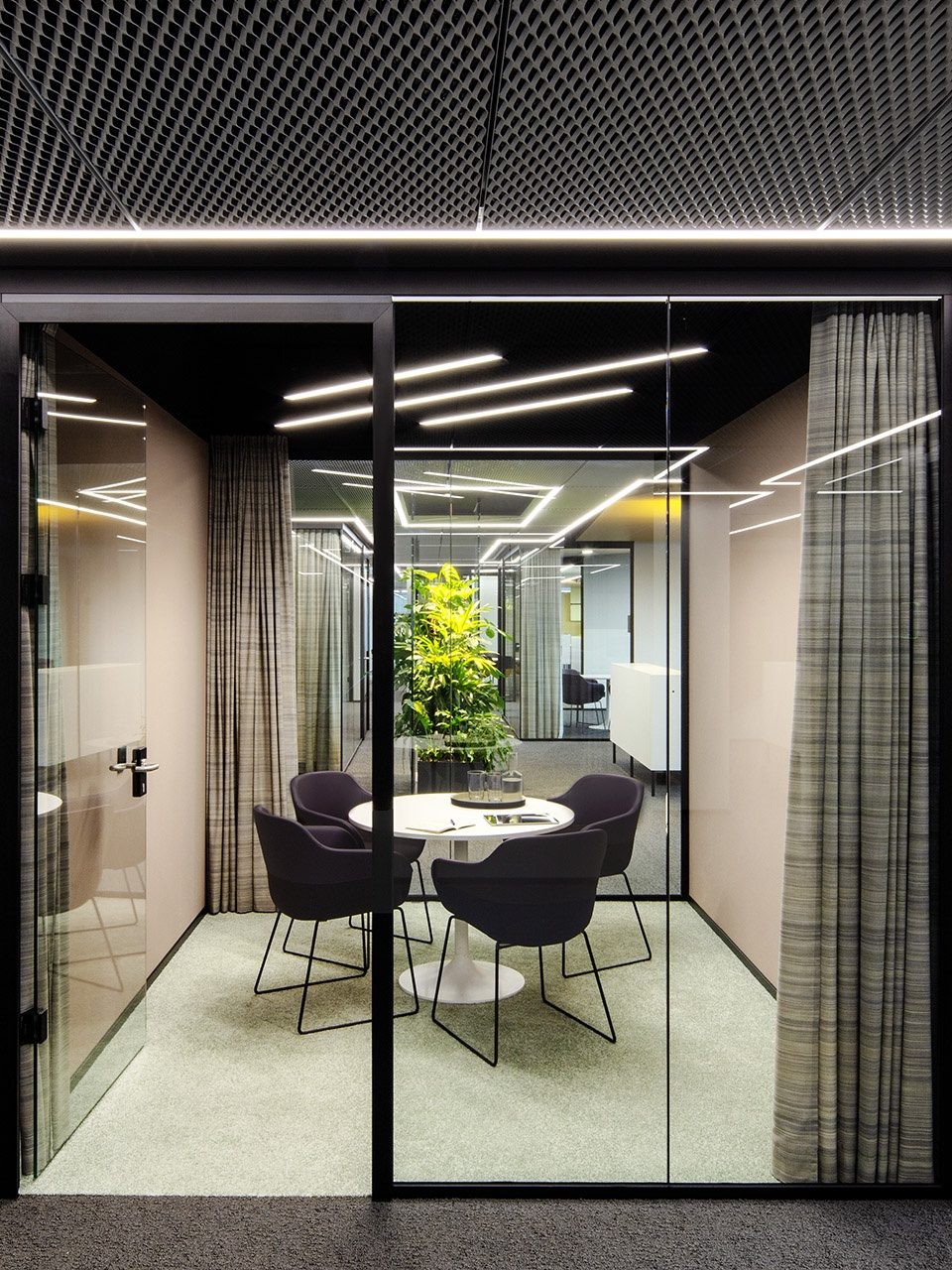 New headquarters of Wörwag Ippolito Fleitz Group