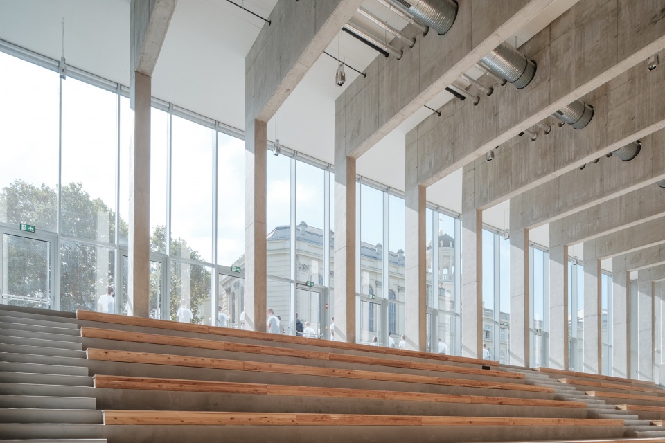 saint gellert hall by epitesz studio