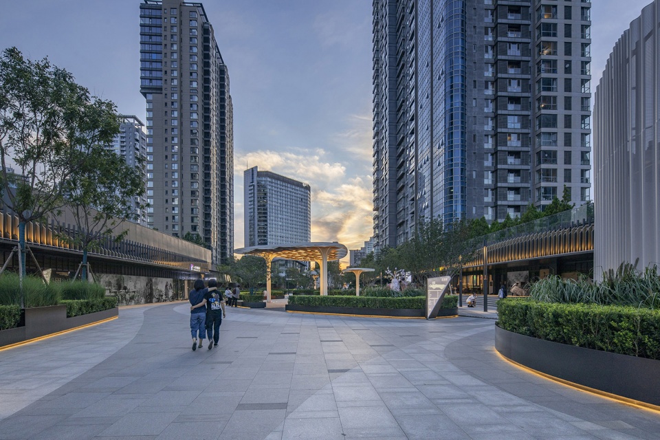 Beijing Galleria Instreet Renovation Kokaistudios