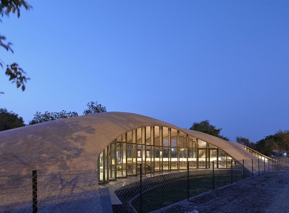 maya somaiya library sharda school by sameep padora associates