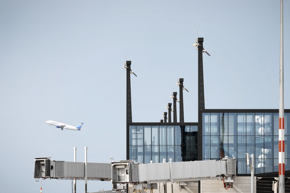 Air traffic starting at BER gmp