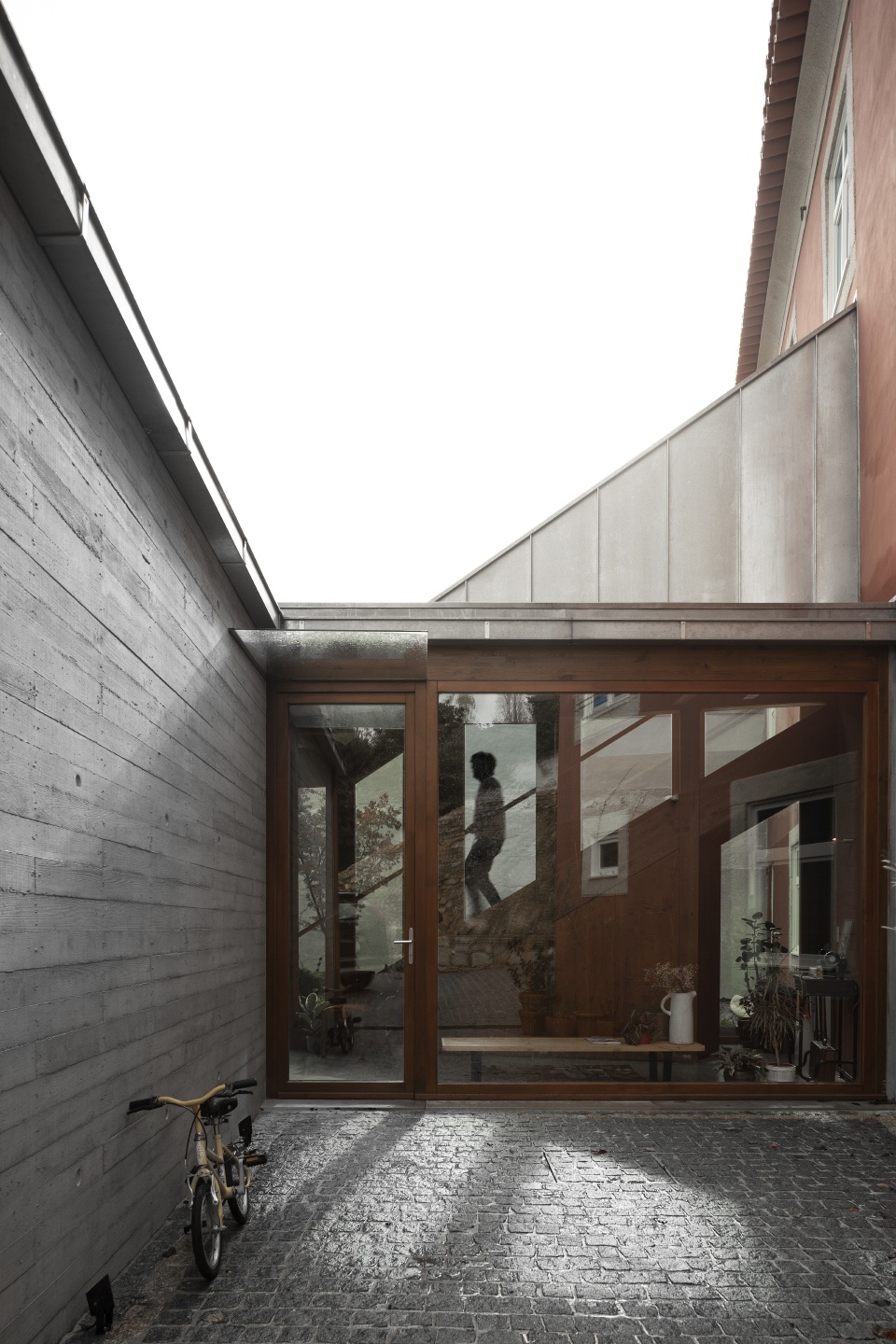 golgota by floret architecture