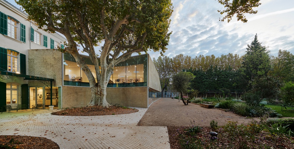 Media Library Dominique Coulon associes