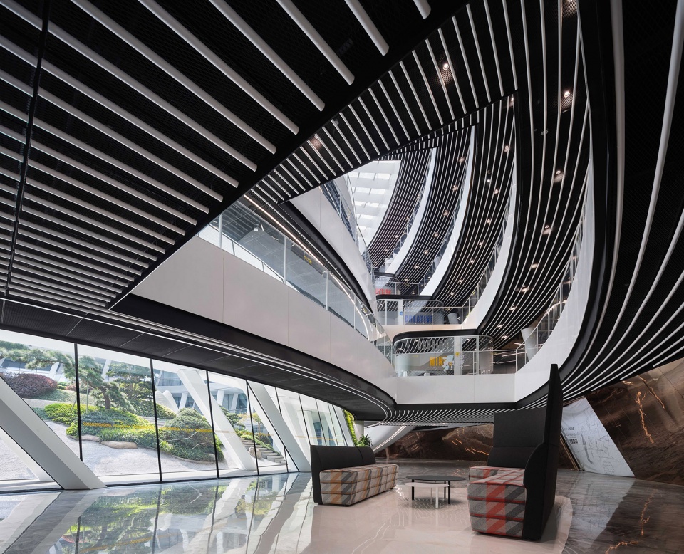 peacebird fashion centre china by daniel statham architects