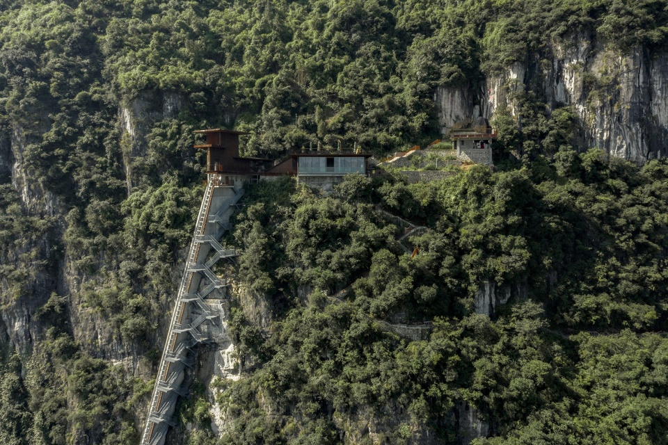 the renovation of tianbao cave district of erlang town china by jiakun architects