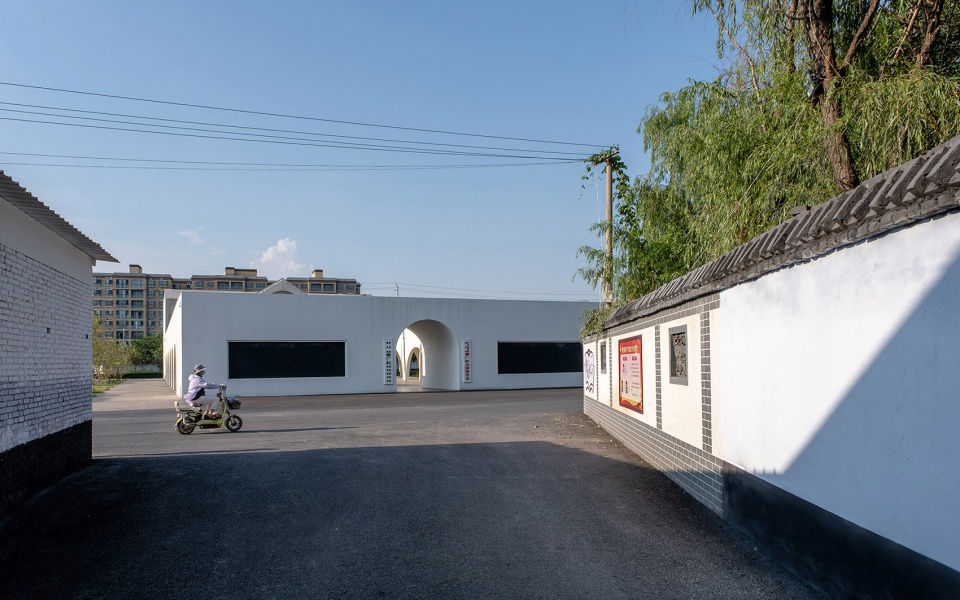 Qinchang Village CPC Branch Office Community Center Studio 10