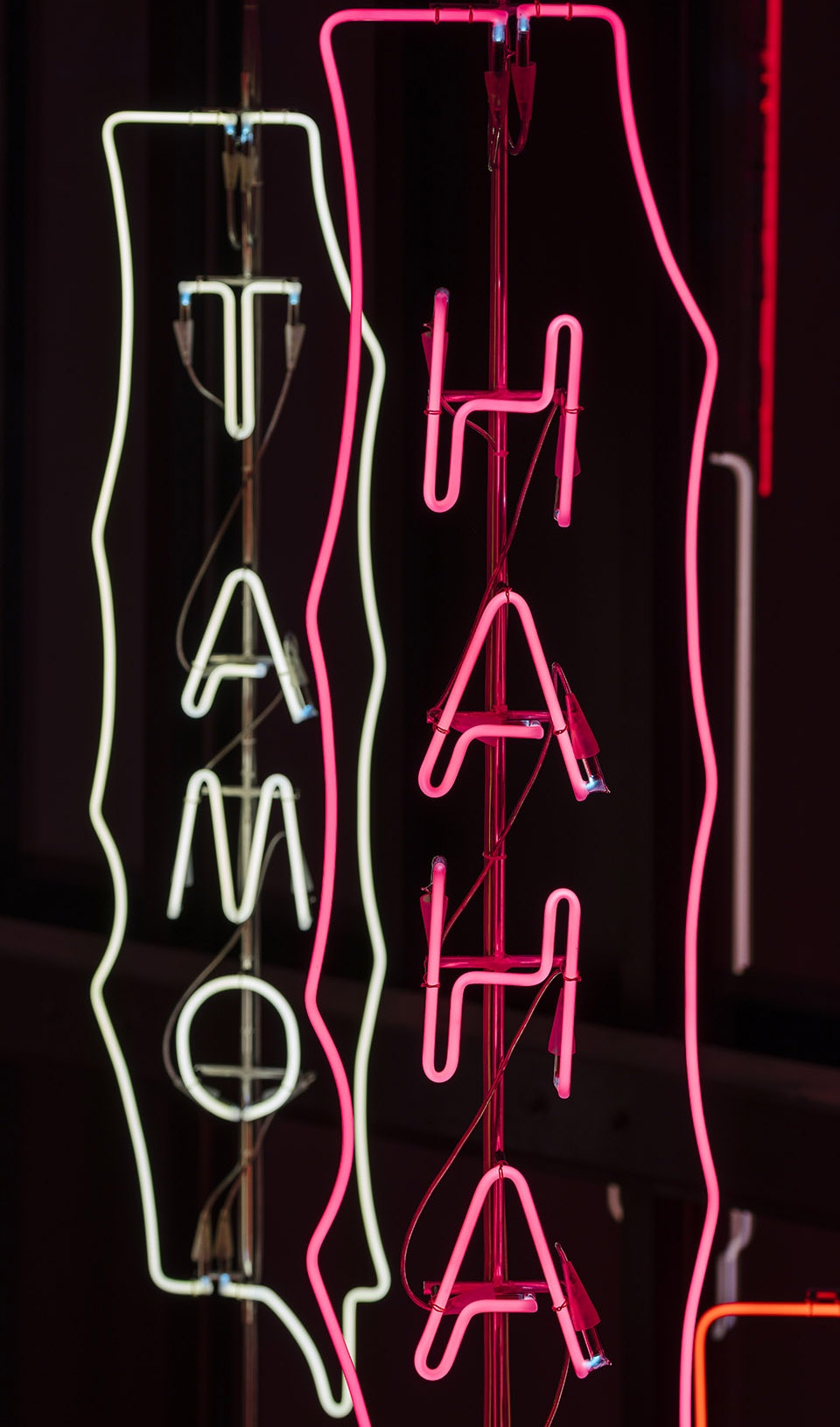 YOYO Permanent light art installation Brut Deluxe 1