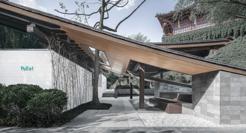 Songcheng Ancient Street toilet lsd
