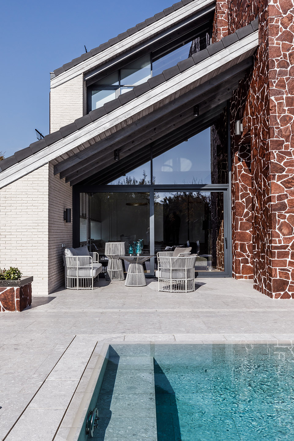 Private dwelling house by CHADO Architectural Studio 谷德设计网