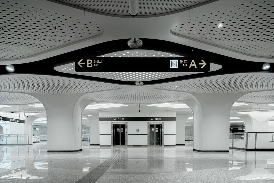 CHENGDU METRO LINE 18 JA