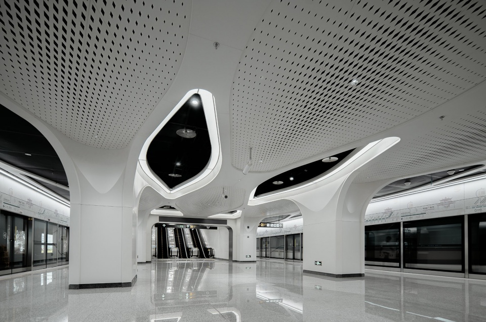CHENGDU METRO LINE 18 JA