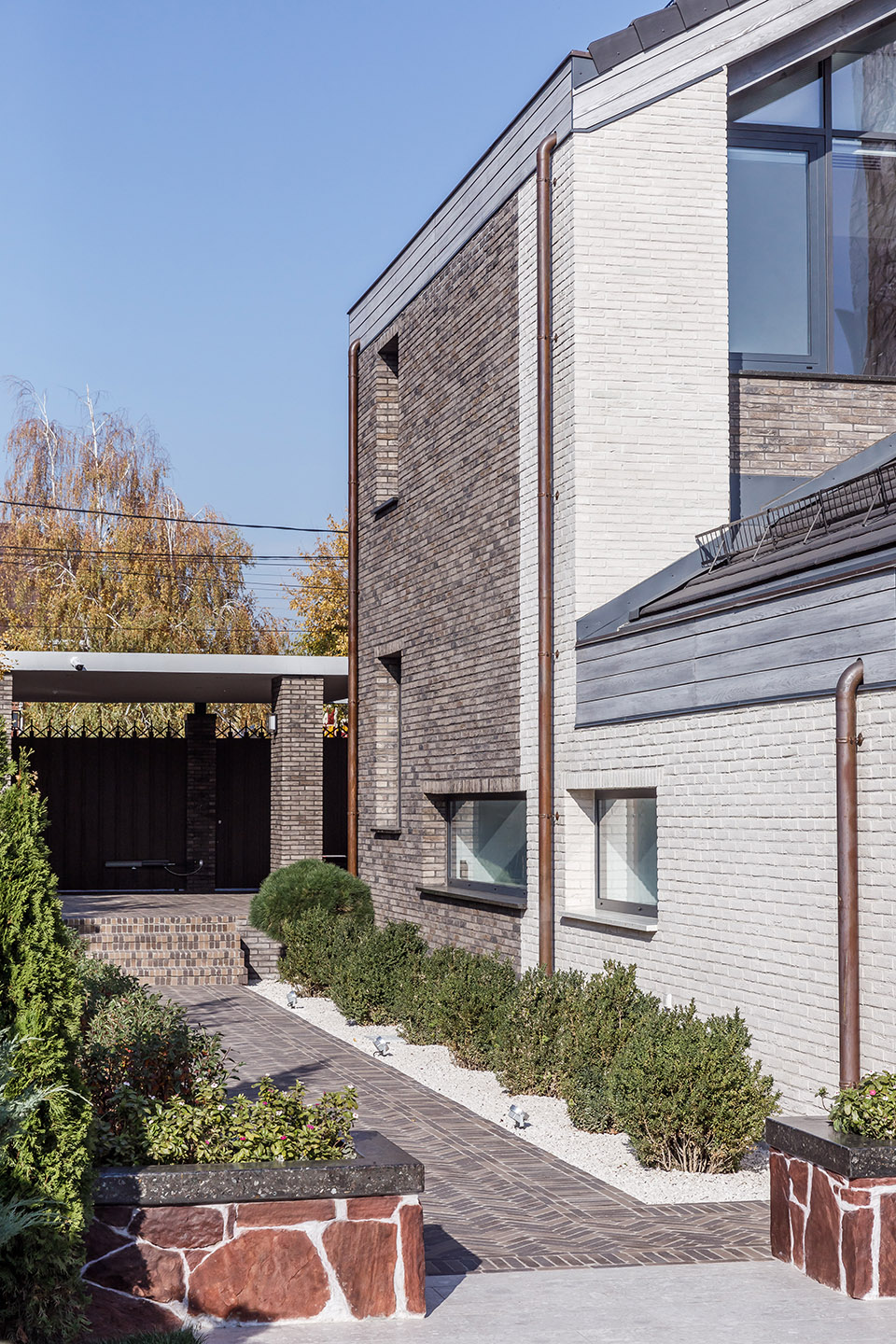 Private dwelling house by CHADO Architectural Studio 谷德设计网