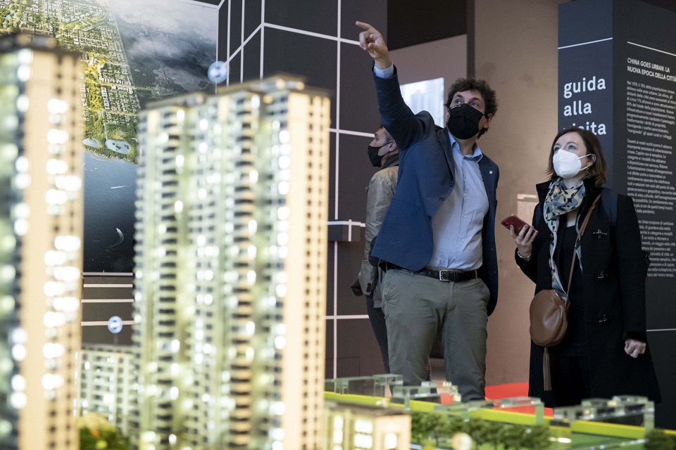 China goes Urban
