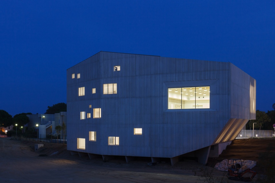 space guy moquet france by oeco architectes