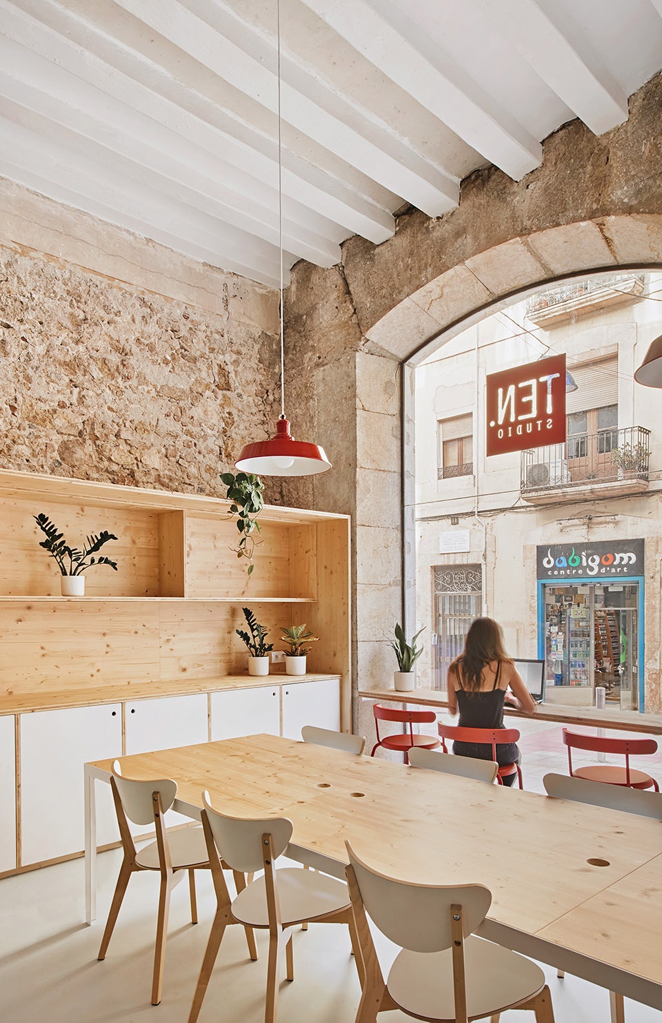 ten studio tarragona by nam arquitectura
