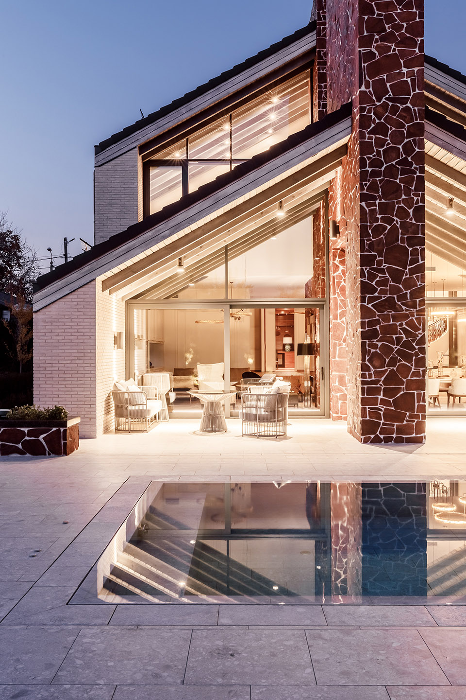 Private dwelling house by CHADO Architectural Studio 谷德设计网