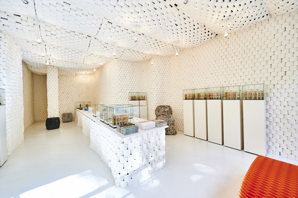 Pop up store studio by Charles Kaisin