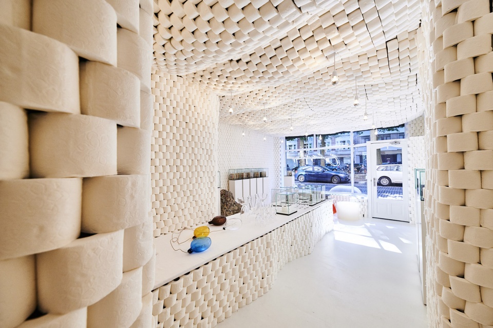 Pop up store studio by Charles Kaisin