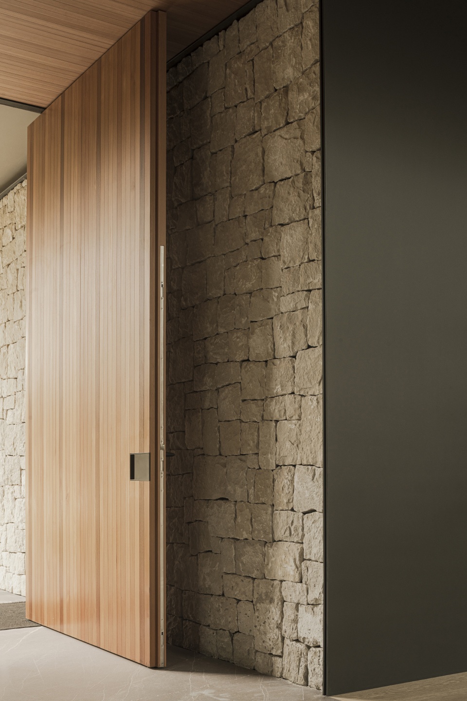 t house by francesc rife studio 1