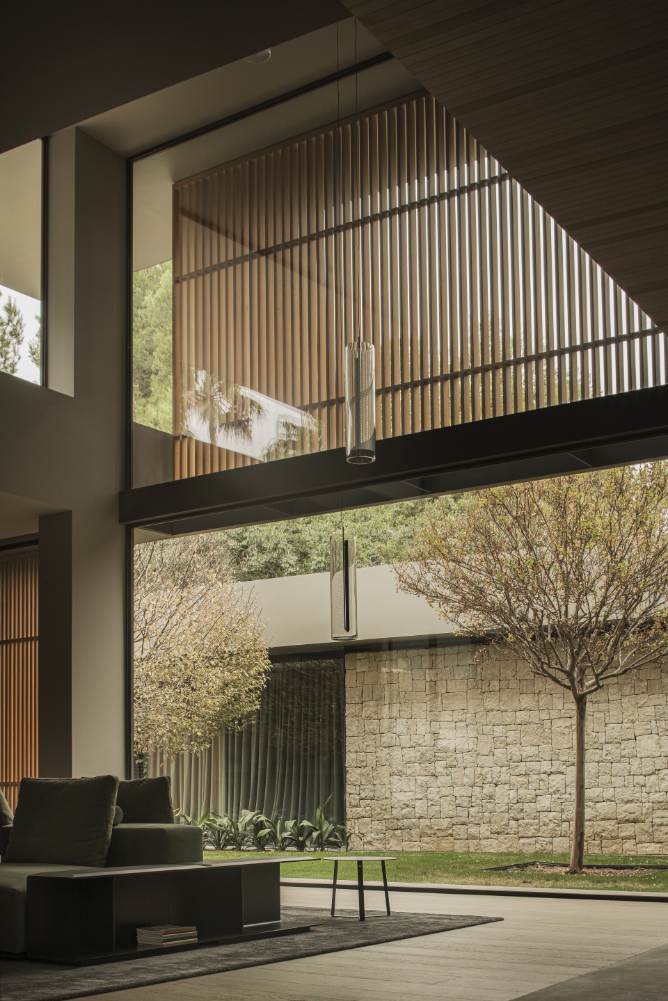 t house by francesc rife studio