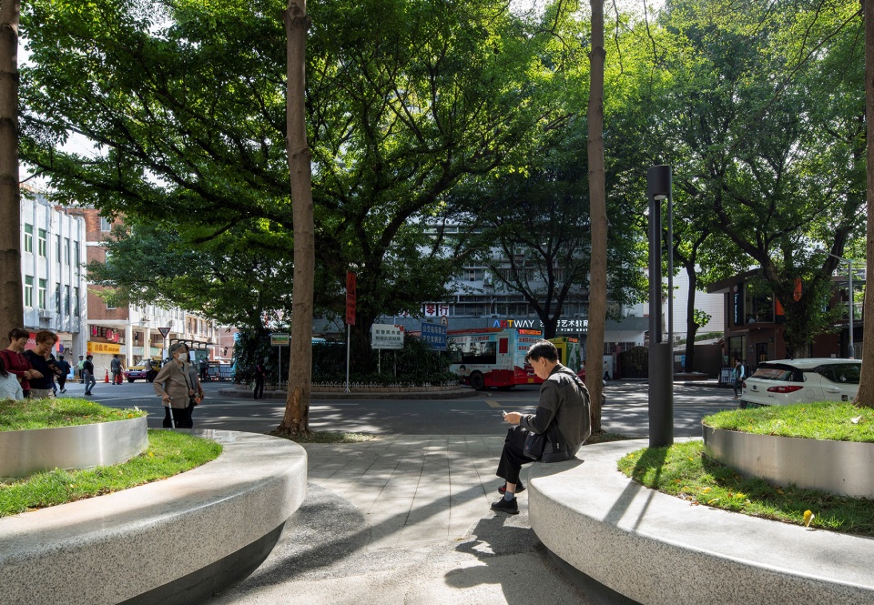 Dongshan South Square community Park renovation China by WAY Architects
