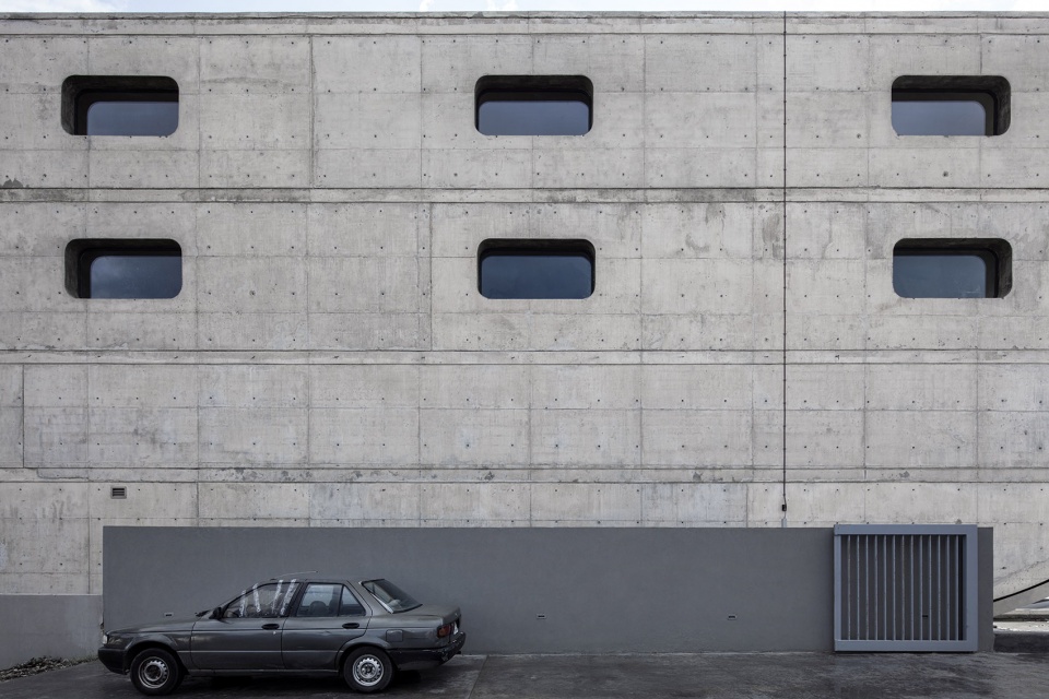 LSB Regional Headquarters by Domaine Public Architects
