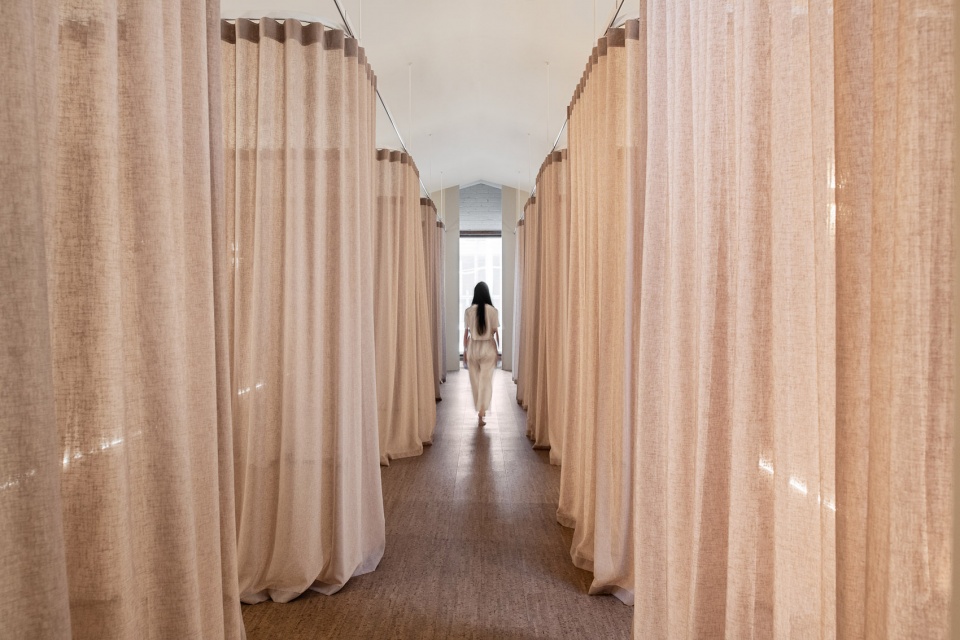 Mirosuna by Melanie Beynon AD