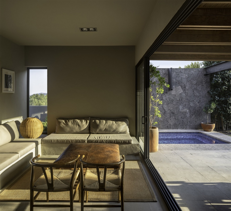 ROMERO HOUSE by Romero de la Mora Architecture development