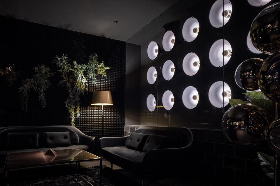 pluto bar by triostudio