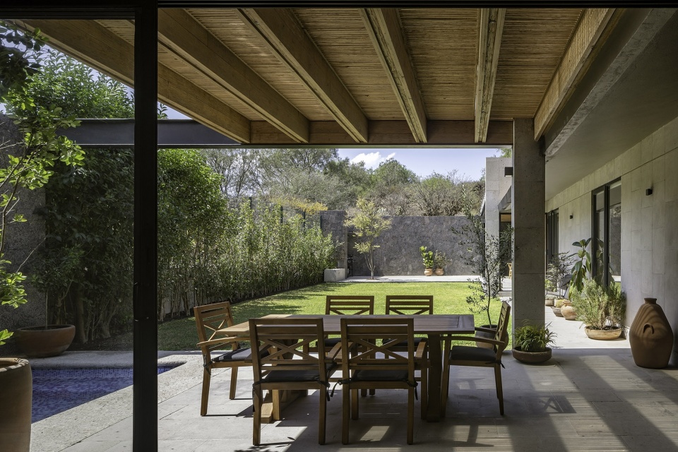 ROMERO HOUSE by Romero de la Mora Architecture development