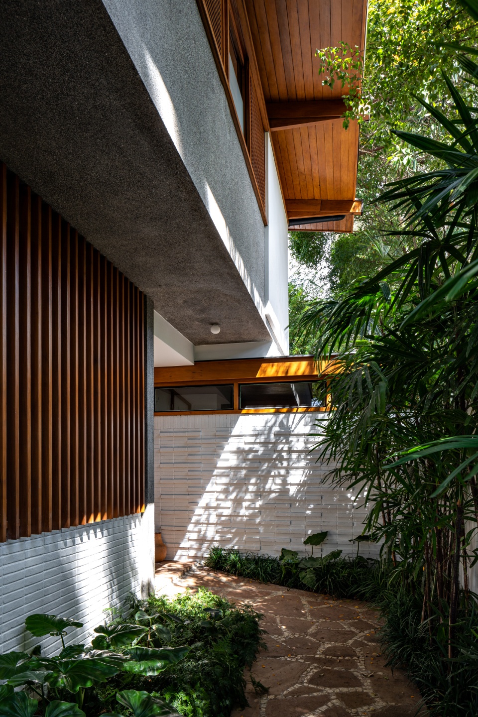 thompson hess house by felipe hess