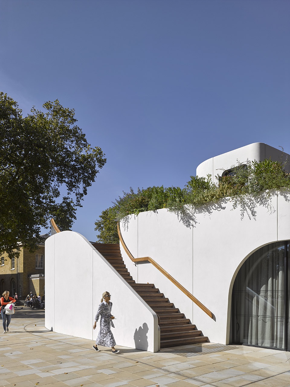 Vardo Restaurant at Duke of York Square by Nex